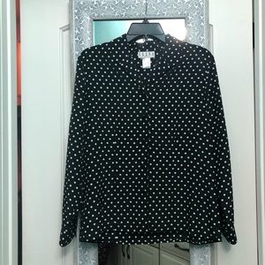 Button down blouse, no tags but never worn.
